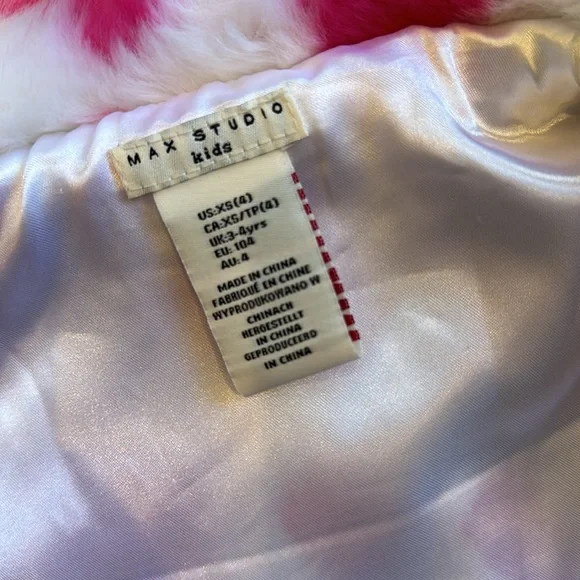 Max Studio adorable fluffy white with pink hearts vest Size XS 4 girls A2 - Picture 4 of 5